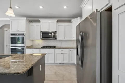 $519,900 | 1045 Black Gum Lane, Clarksville, TN 37043