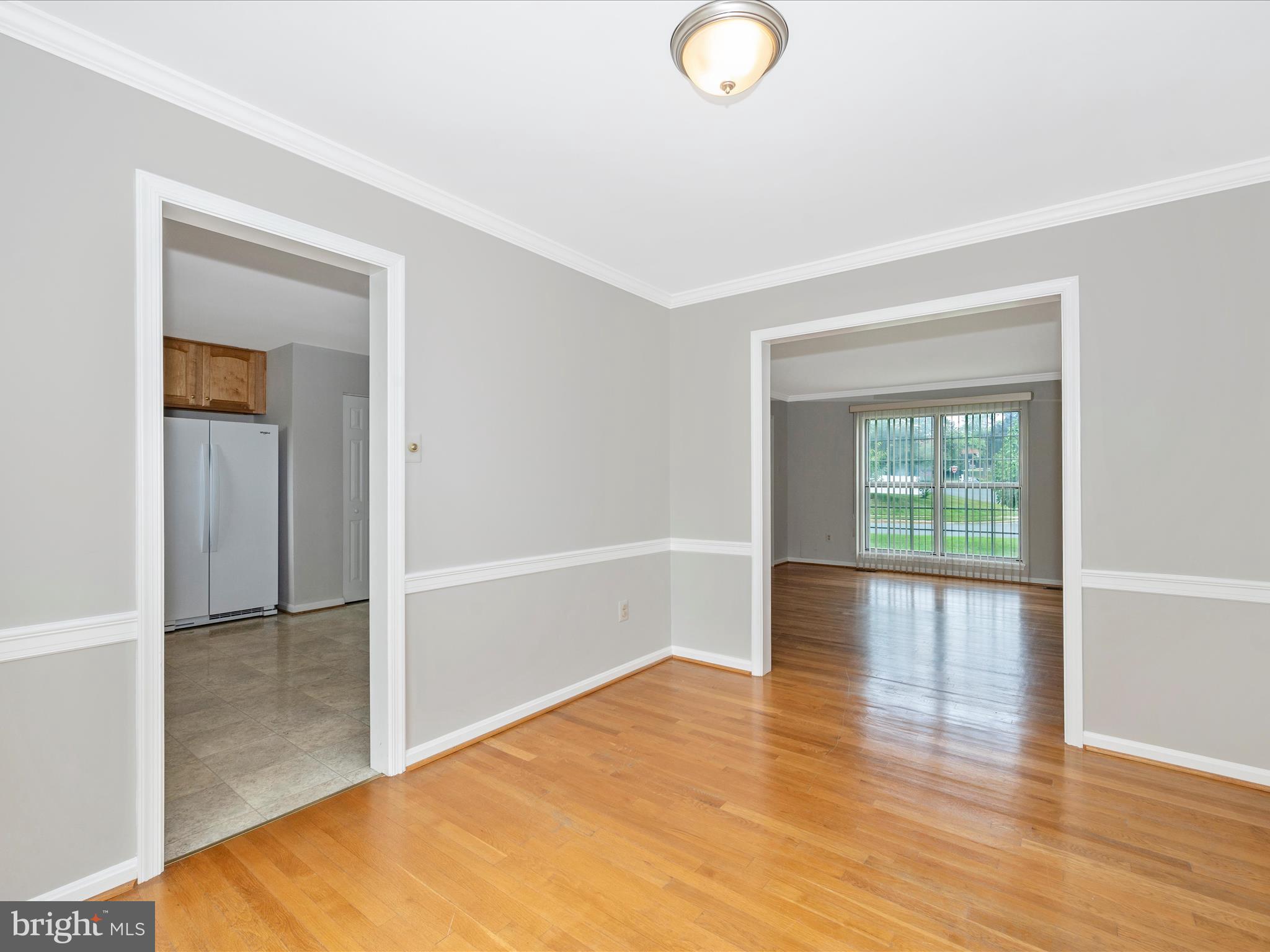 802 Pointer Ridge Drive Gaithersburg, MD 20878 - Photo 11 of 43 Dining Room