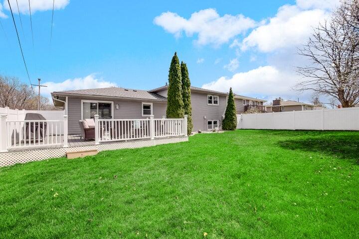 8470 Edison Street Crown Point, IN 46307 - Photo 18 of 19 720x480