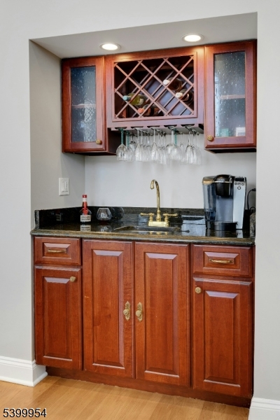 18 Shadowbrook Way Randolph, NJ 07945 - Photo 11 of 42