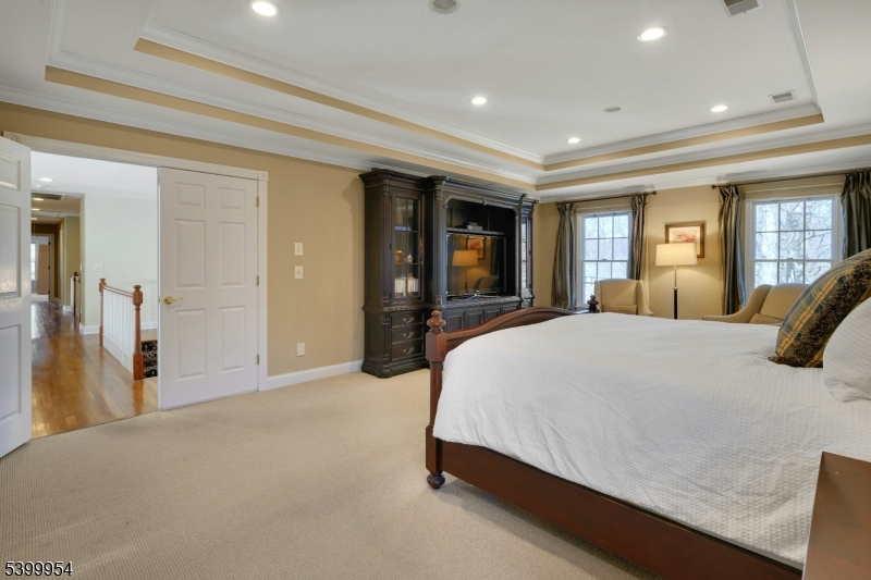 18 Shadowbrook Way Randolph, NJ 07945 - Photo 23 of 42