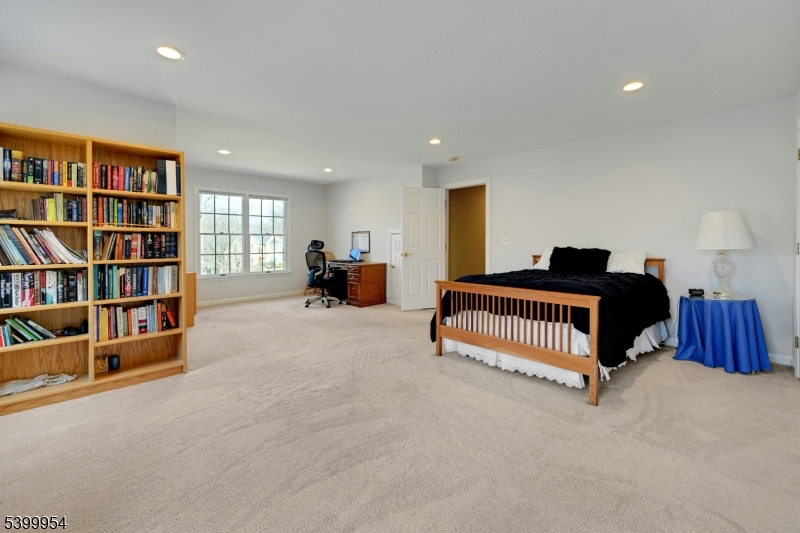 18 Shadowbrook Way Randolph, NJ 07945 - Photo 35 of 42