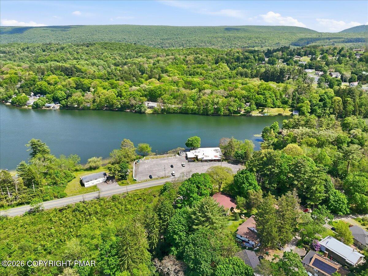 122 Cross Road Saylorsburg, PA 18353 - Photo 35 of 38 Aerial Lake View