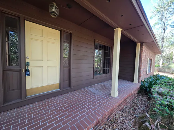 $340,000 | 3429 Lakeshore Drive, Tallahassee, FL 32312