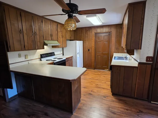 $340,000 | 3429 Lakeshore Drive, Tallahassee, FL 32312