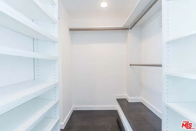 $13,500 | 5205 Ocean Front Walk, Unit 203, Marina del Rey, CA 90292