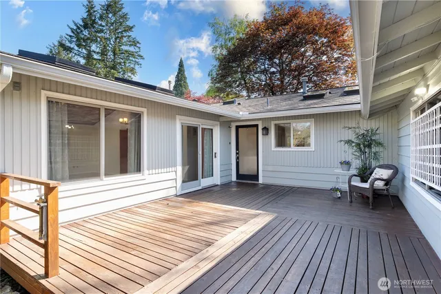 $1,762,000 | 604 128th Avenue Southeast, Bellevue, WA 98005