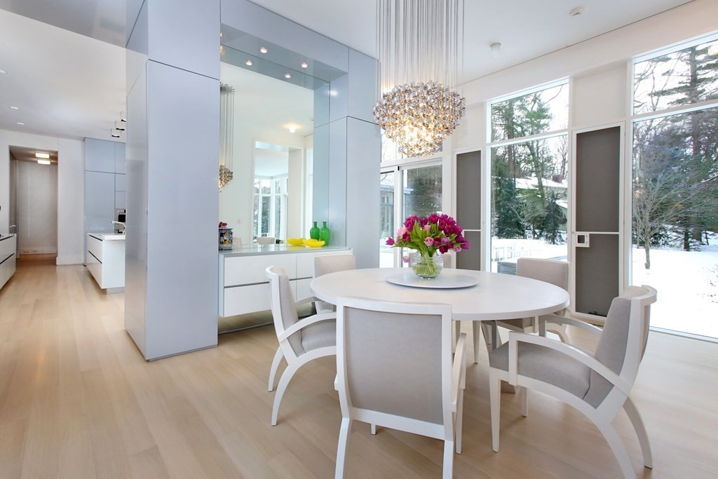 70 Possum Road Weston, MA 02493 - Photo 13 of 42