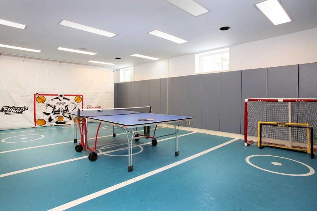 70 Possum Road Weston, MA 02493 - Photo 39 of 42