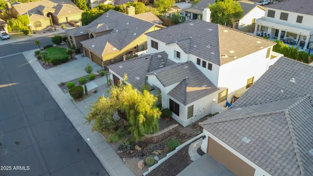 $1,069,000 | 15426 South 4th Avenue, Phoenix, AZ 85045