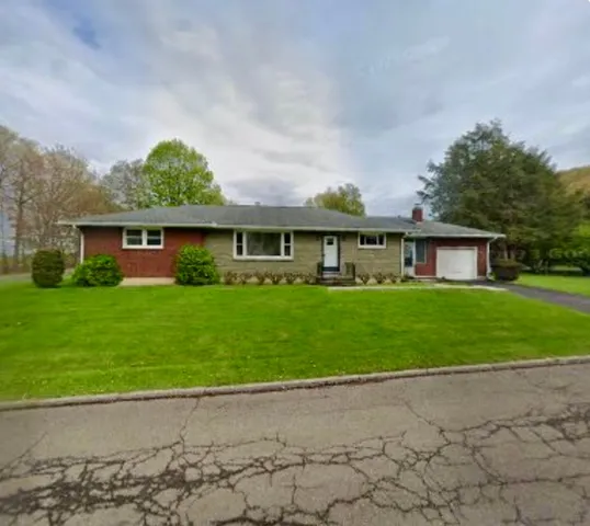 $2,000 | 92 Vestal Avenue, Binghamton, NY 13903