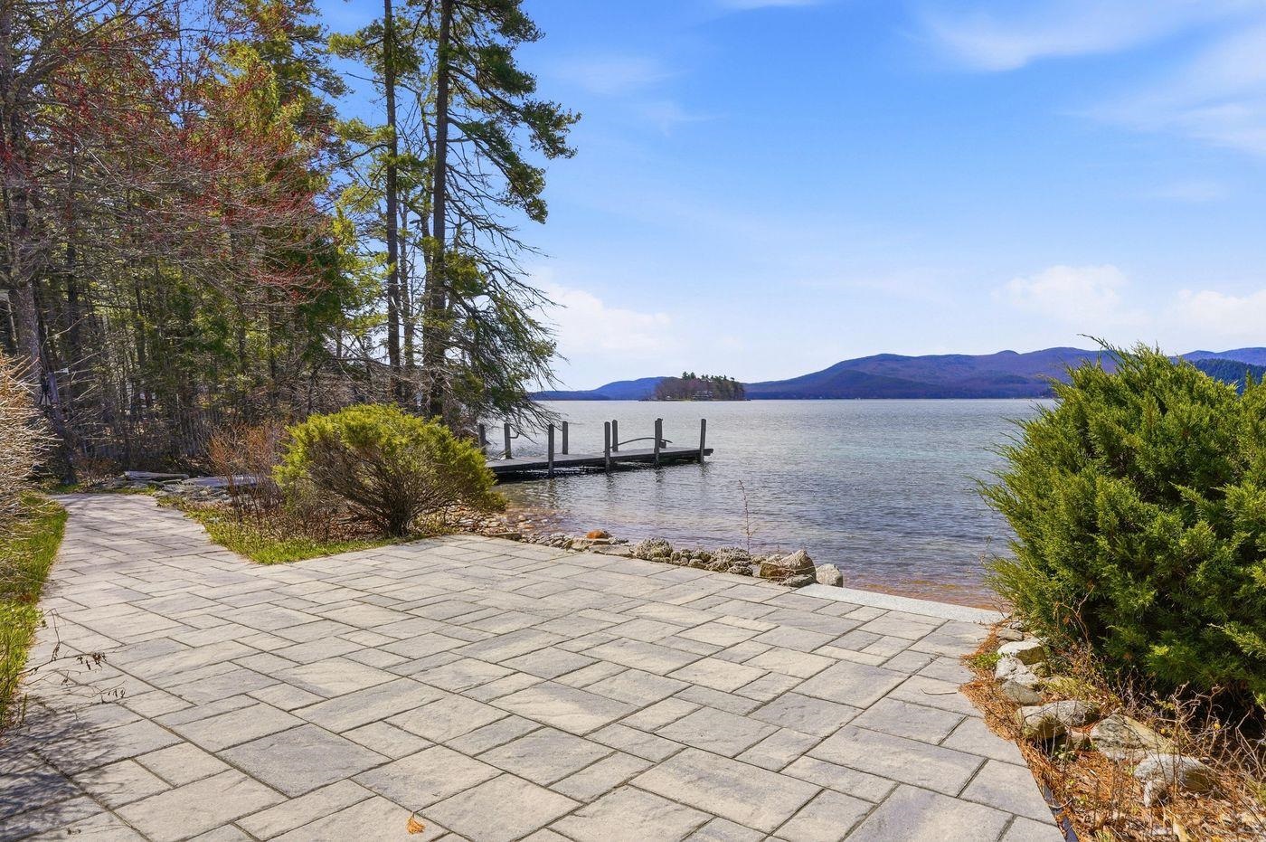 35 Rocky Shore Road Wolfeboro, NH 03894 - Photo 3 of 35