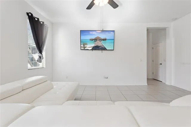 $375,000 | 2608 Limerick Circle, Grand Island, FL 32735