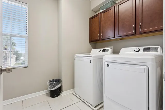 $375,000 | 2608 Limerick Circle, Grand Island, FL 32735