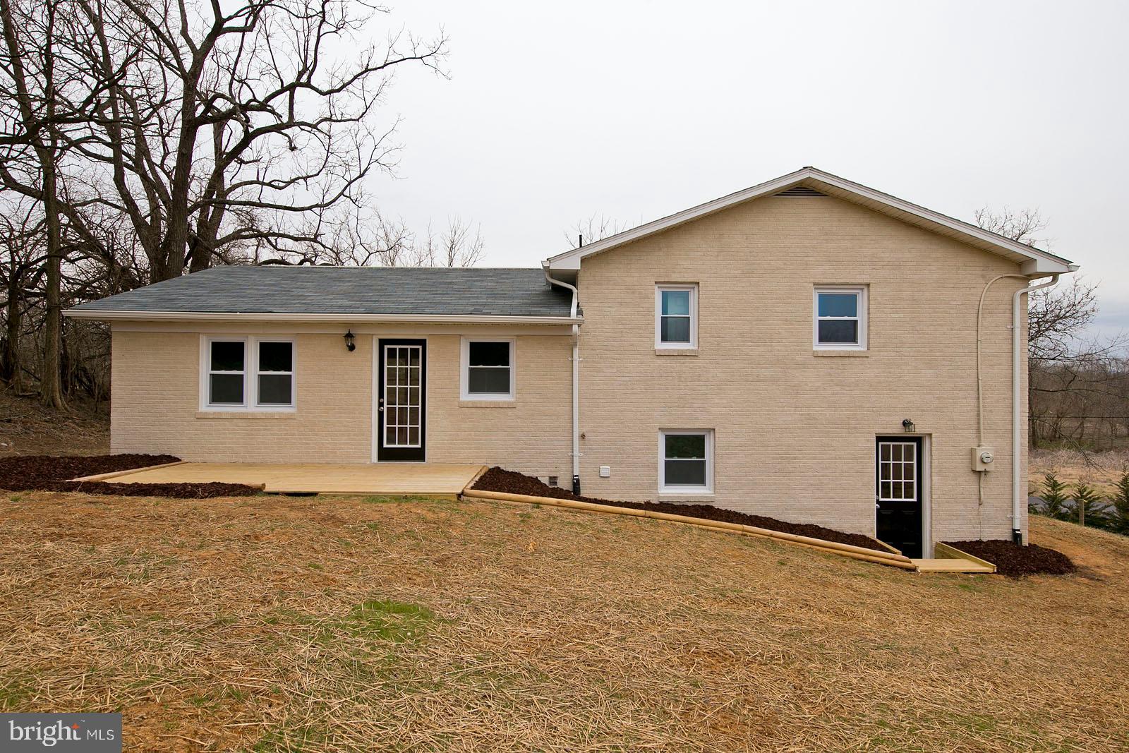 222 Springdale Road Winchester, VA 22602 - Photo 4 of 44 Rear view