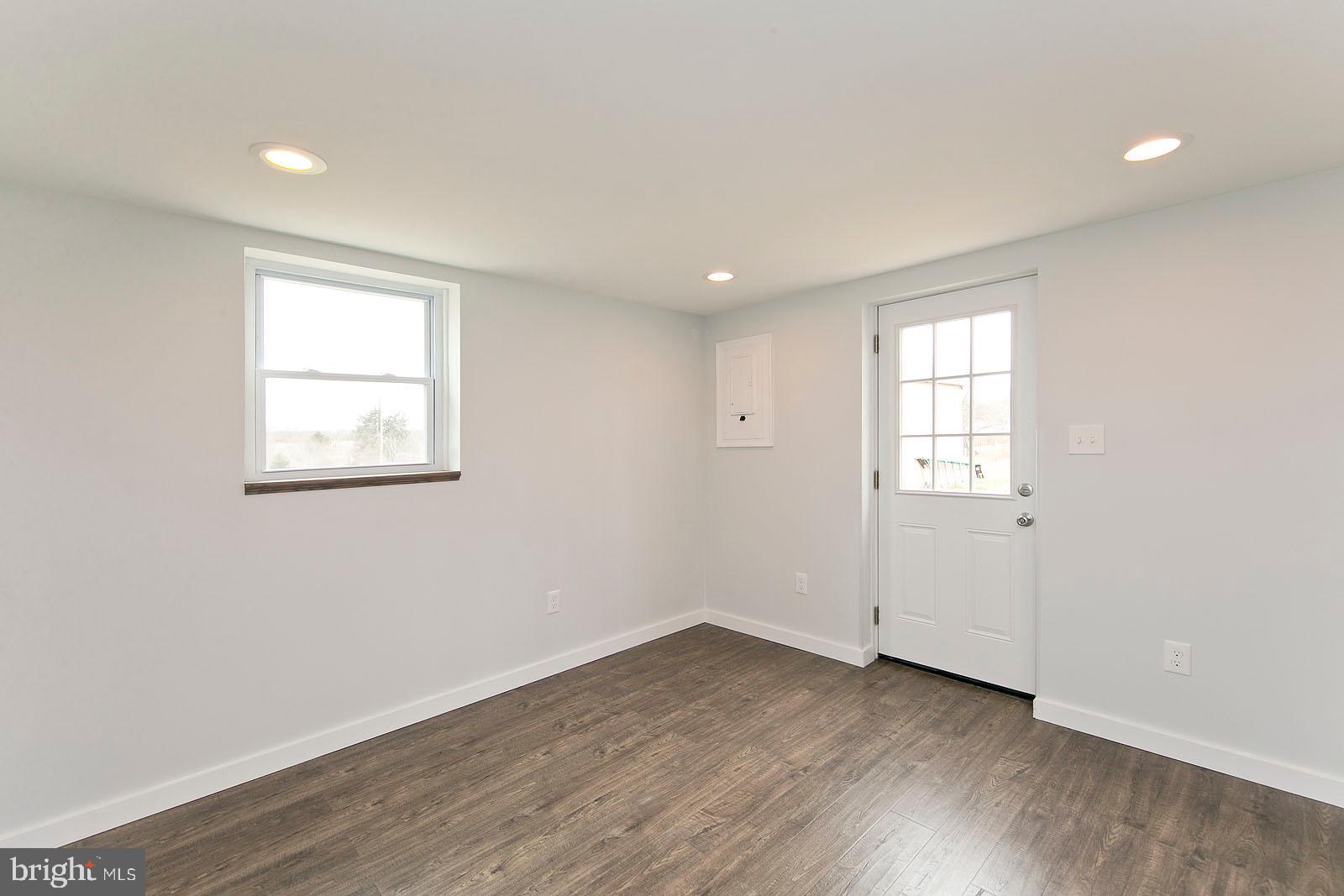 222 Springdale Road Winchester, VA 22602 - Photo 38 of 44 Gallery Image 38