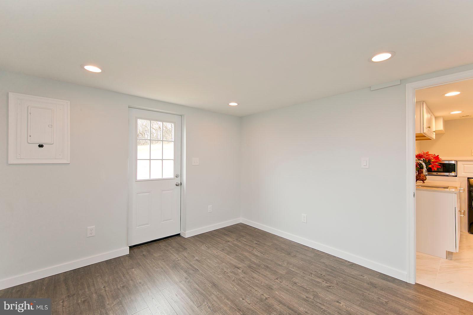 222 Springdale Road Winchester, VA 22602 - Photo 39 of 44 Gallery Image 39