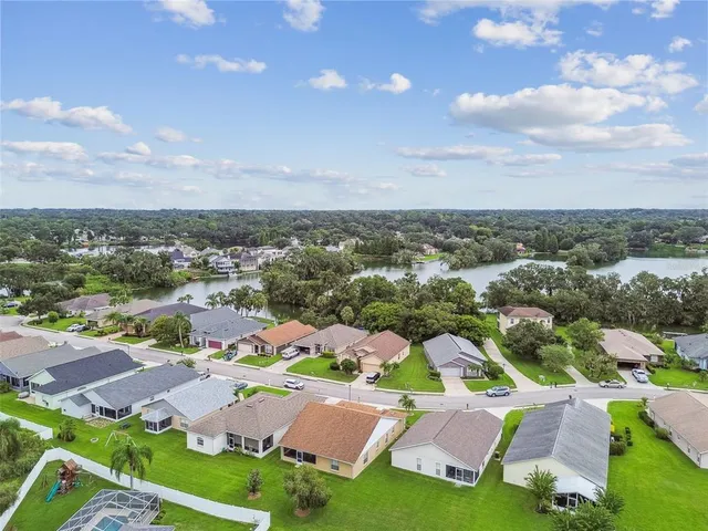 $349,000 | 6845 Shimmering Drive, Lakeland, FL 33813