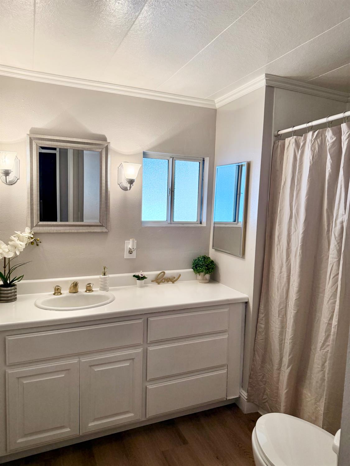 7549 Loma Rio Lane North Highlands, CA 95660 - Photo 17 of 48