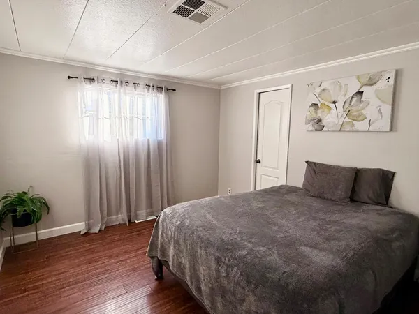 $114,990 | 7549 Loma Rio Lane, North Highlands, CA 95660