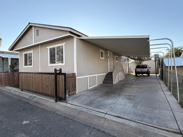 $114,990 | 7549 Loma Rio Lane, North Highlands, CA 95660