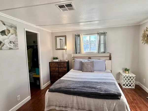 $114,990 | 7549 Loma Rio Lane, North Highlands, CA 95660