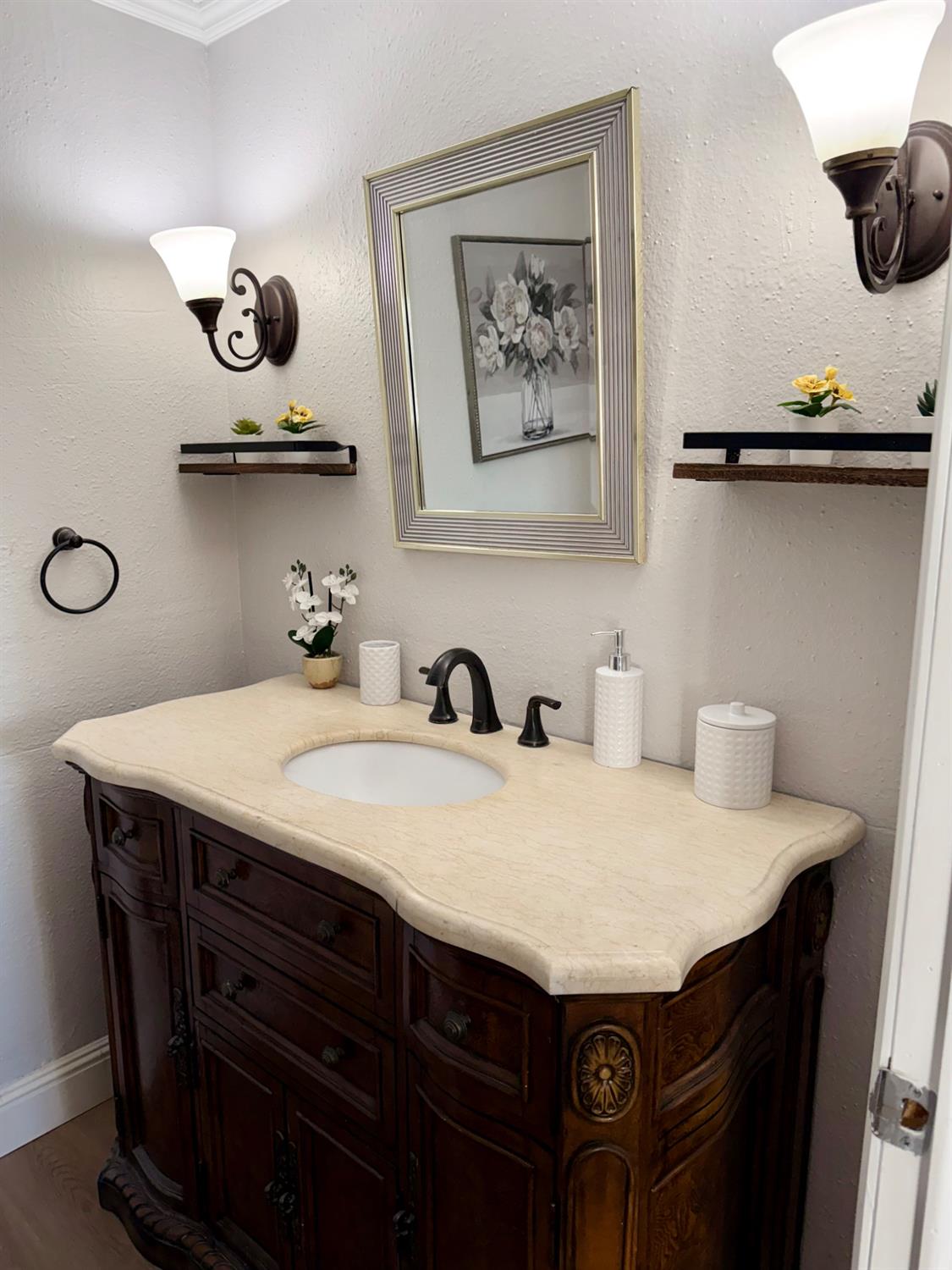 7549 Loma Rio Lane North Highlands, CA 95660 - Photo 30 of 48