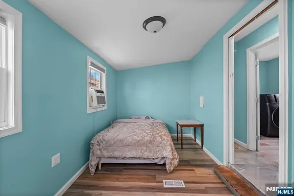 $110,000 | 21 Helen Drive, Moonachie, NJ 07074