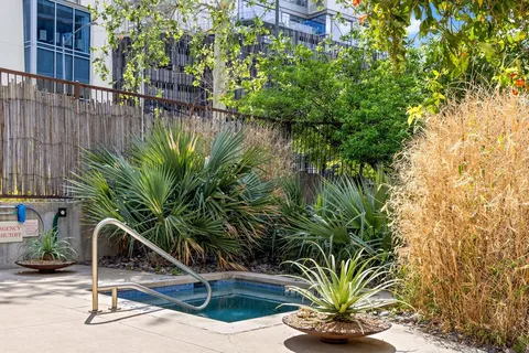 $825,000 | 800 West 5th Street, Unit 703, Austin, TX 78703