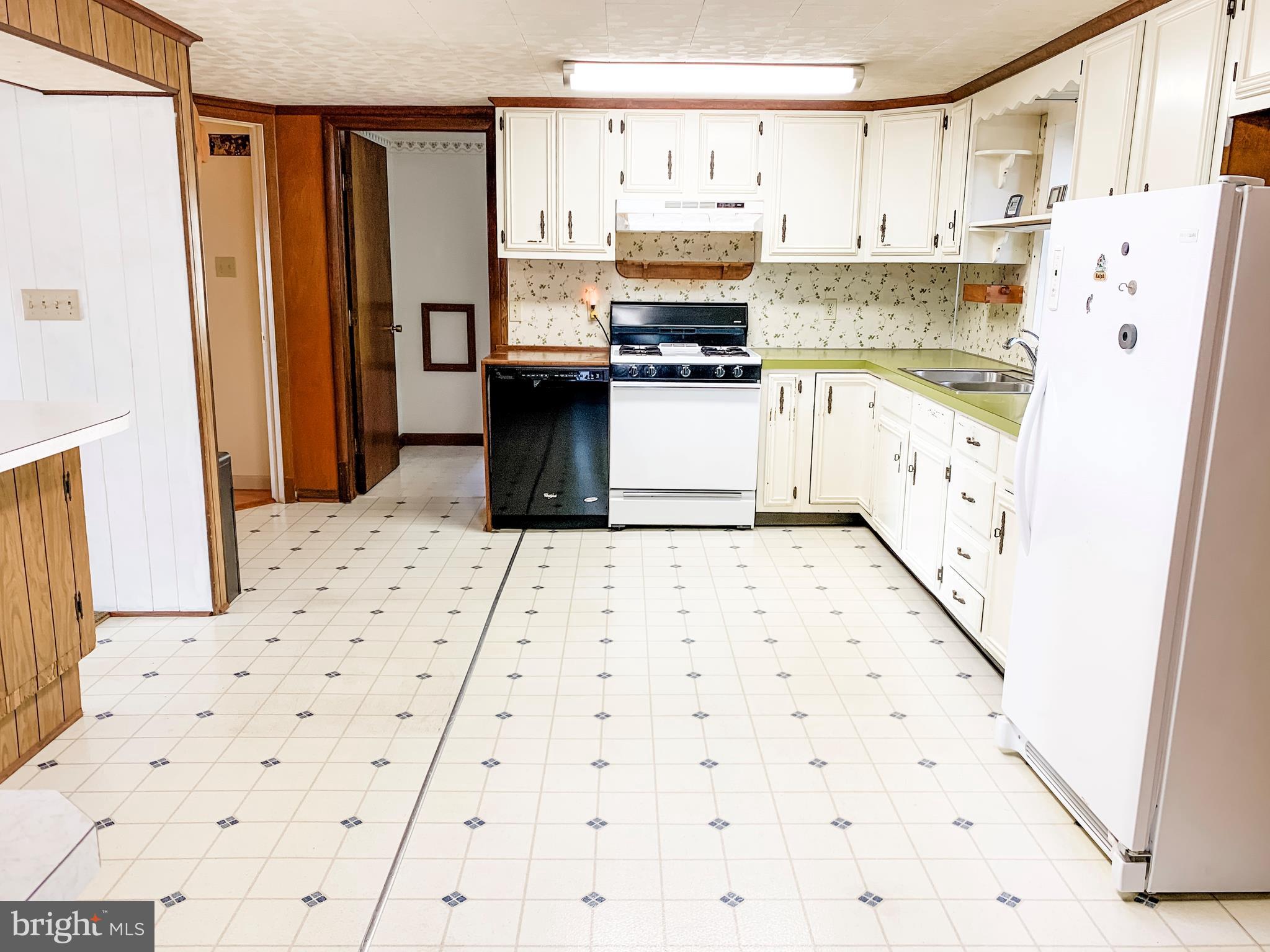 18 Scotland Road Quarryville, PA 17566 - Photo 7 of 16