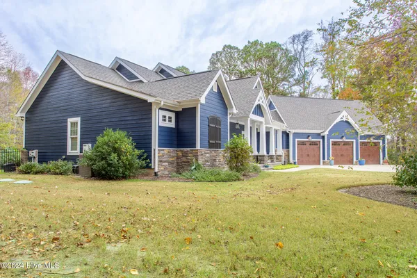 $998,900 | 168 Highland Pony Drive, Hertford, NC 27944