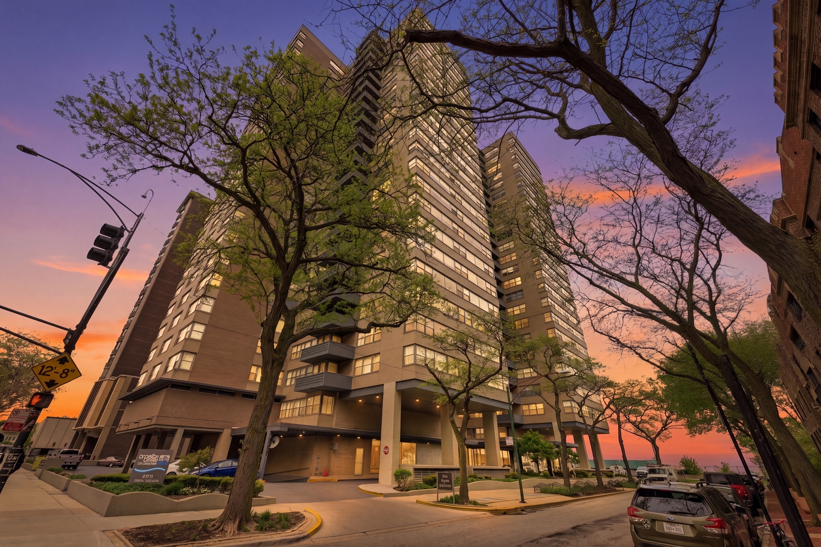 6301 North Sheridan Road, Unit 6E Chicago, IL 60660 - Photo 1 of 40 Gallery Image 1