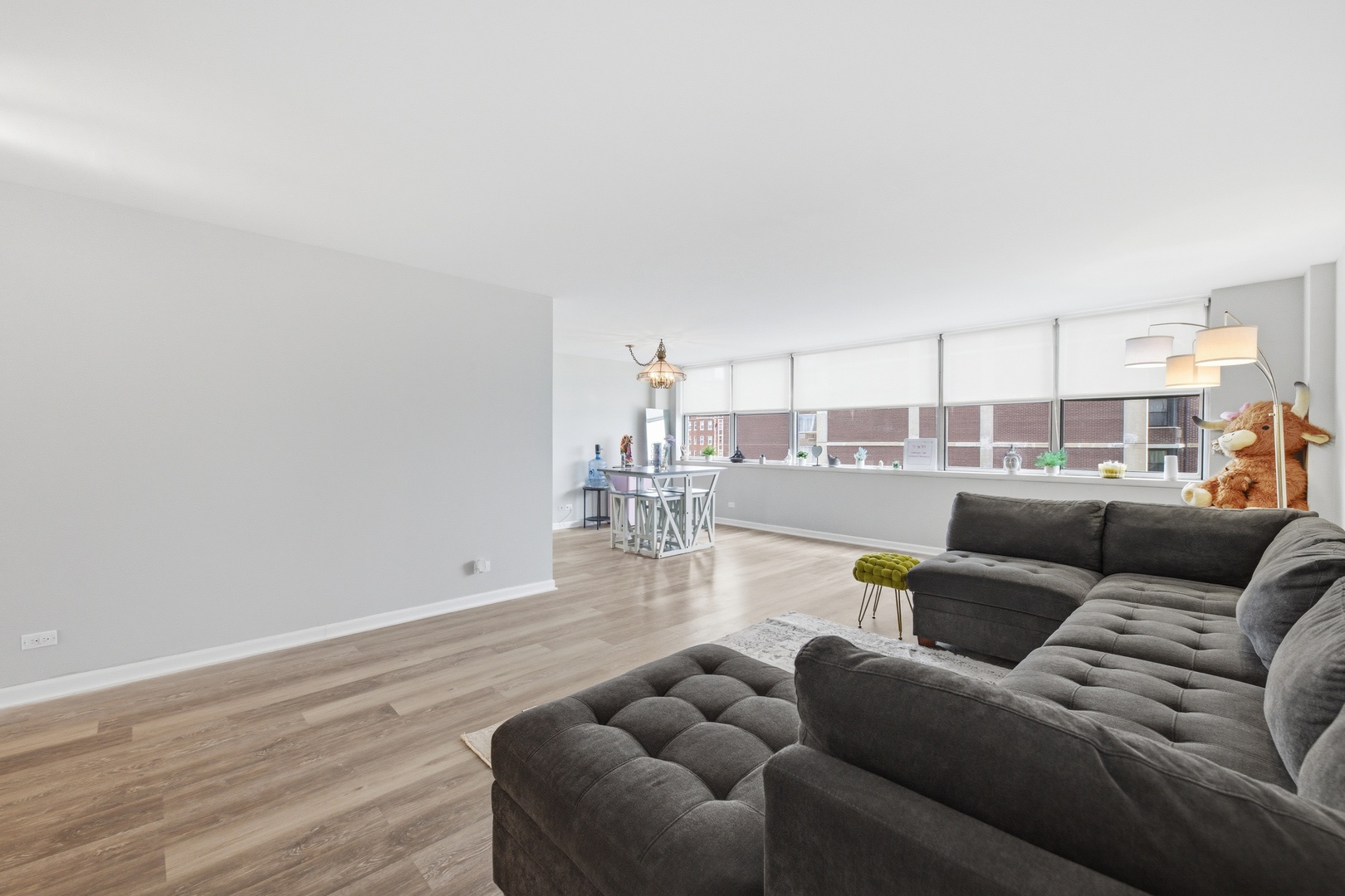 6301 North Sheridan Road, Unit 6E Chicago, IL 60660 - Photo 12 of 40 Gallery Image 12
