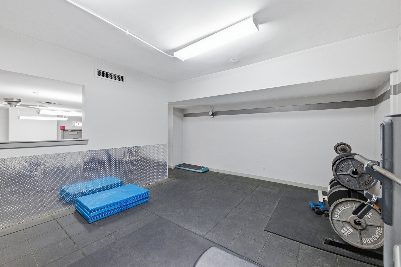 6301 North Sheridan Road, Unit 6E Chicago, IL 60660 - Photo 33 of 40 Gallery Image 33