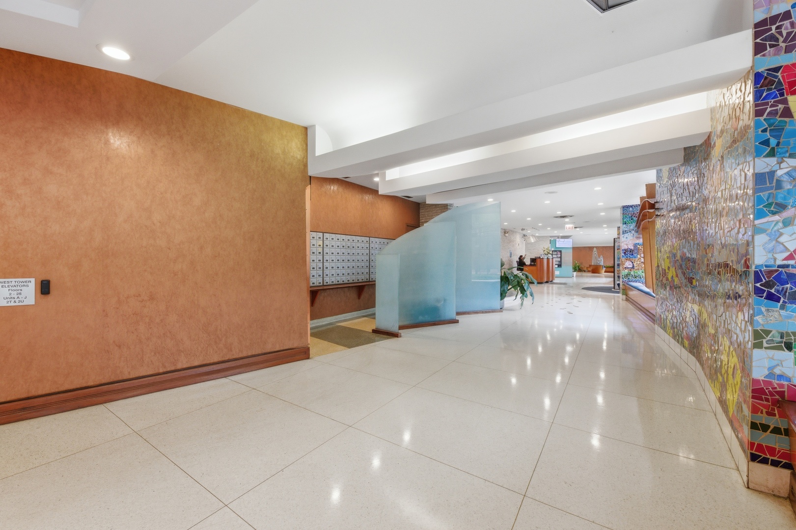 6301 North Sheridan Road, Unit 6E Chicago, IL 60660 - Photo 6 of 40 Gallery Image 6
