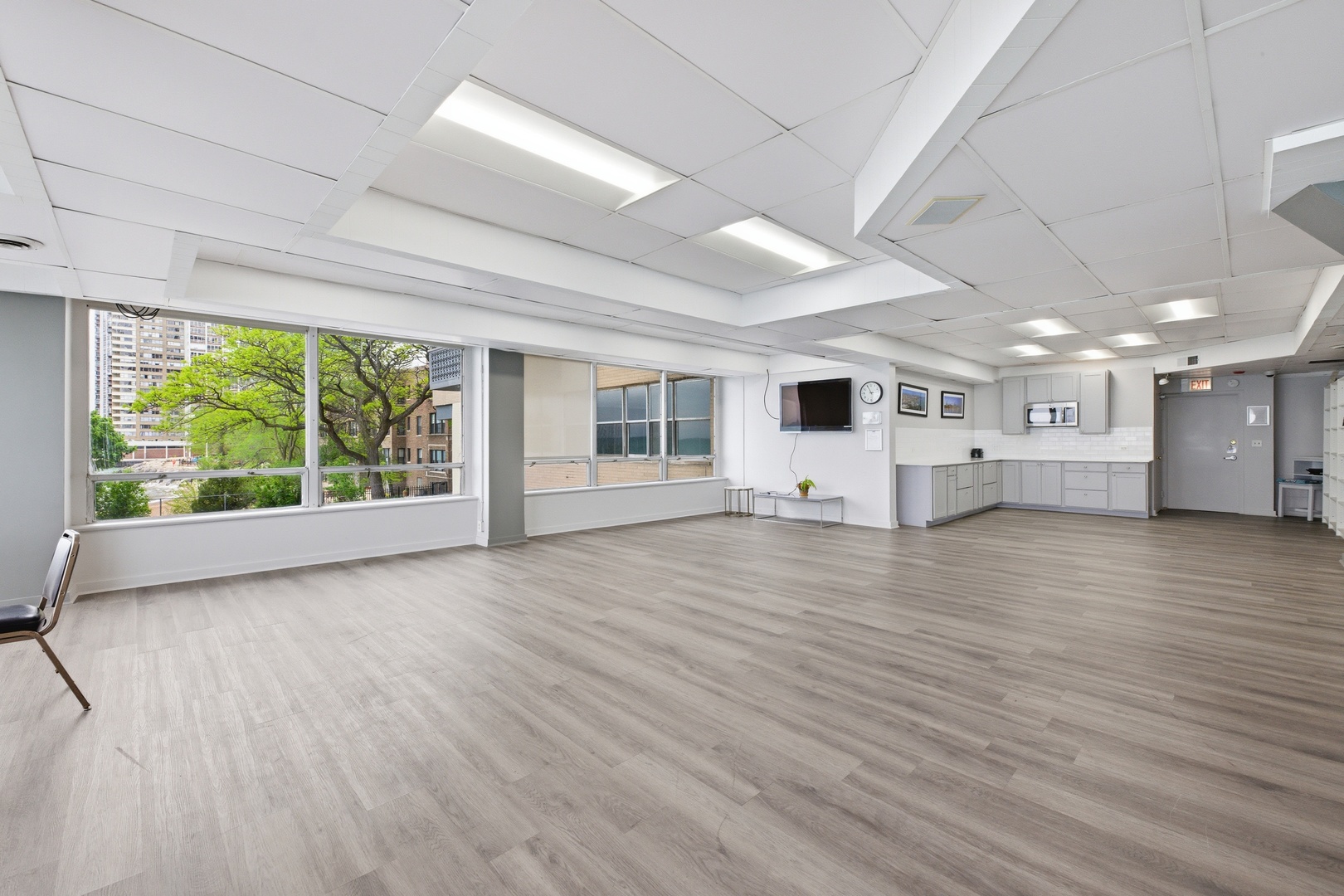 6301 North Sheridan Road, Unit 6E Chicago, IL 60660 - Photo 8 of 40 Gallery Image 8