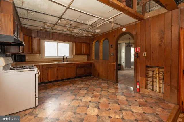 $299,900 | 1720 Kings Highway, Swedesboro, NJ 08085