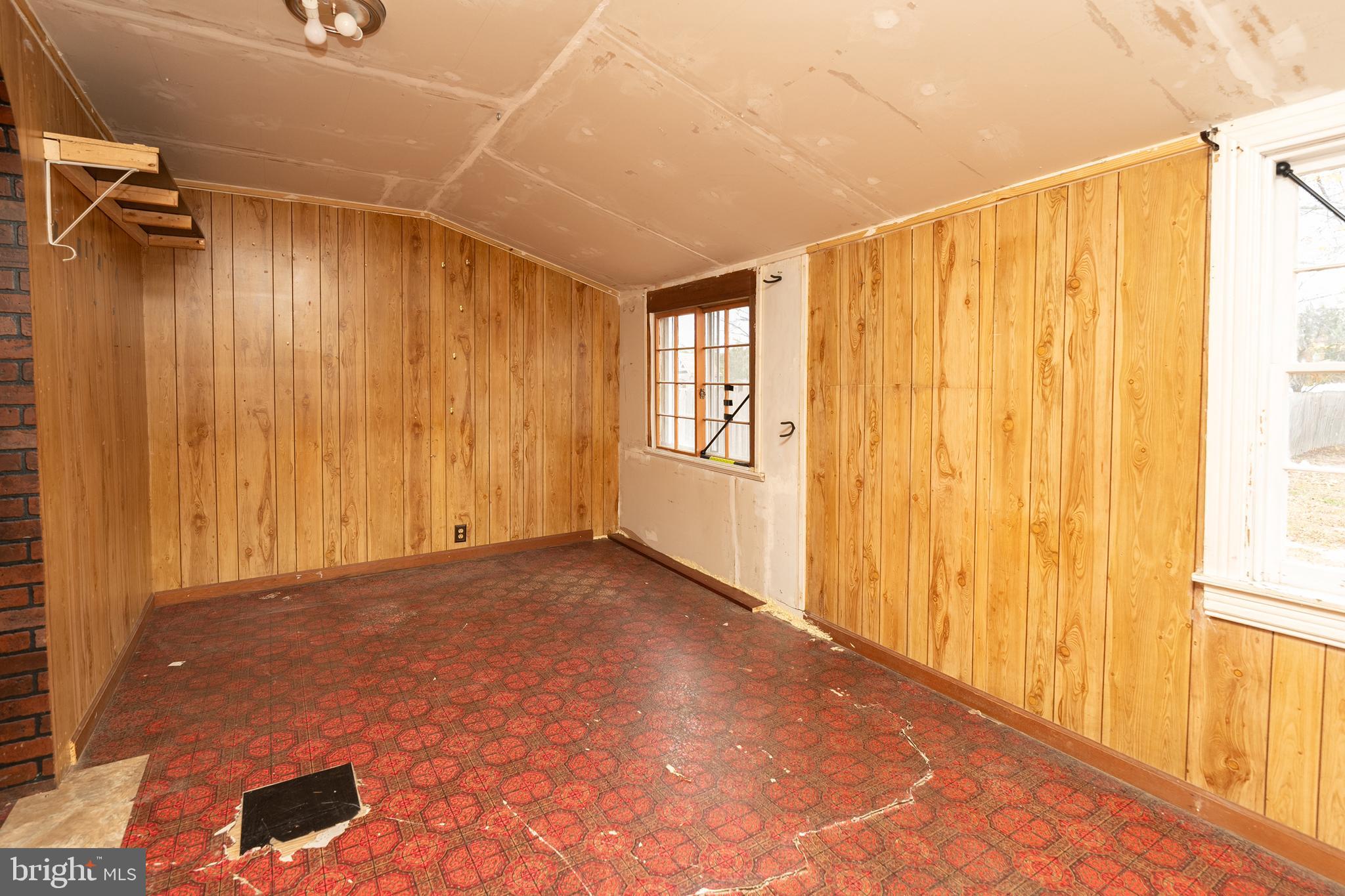 1720 Kings Highway Swedesboro, NJ 08085 - Photo 13 of 48