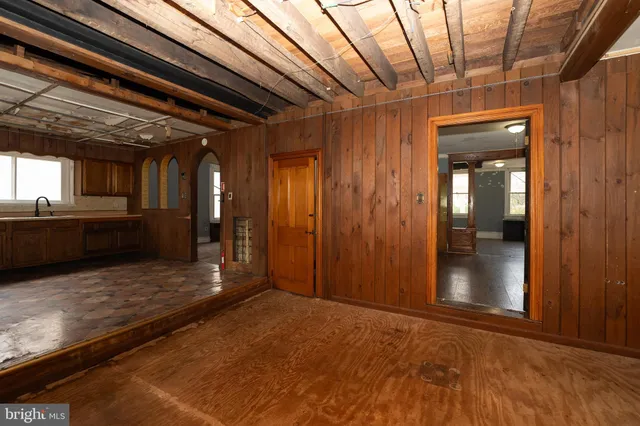 $299,900 | 1720 Kings Highway, Swedesboro, NJ 08085