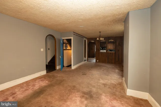 $299,900 | 1720 Kings Highway, Swedesboro, NJ 08085