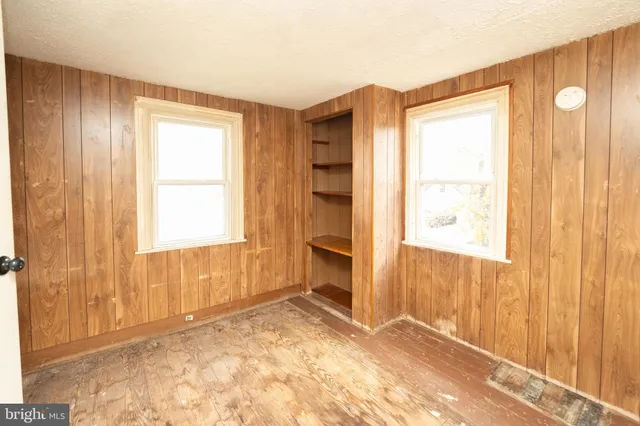 $299,900 | 1720 Kings Highway, Swedesboro, NJ 08085