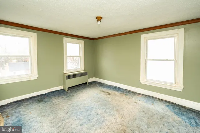 $299,900 | 1720 Kings Highway, Swedesboro, NJ 08085