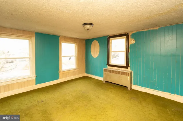 $299,900 | 1720 Kings Highway, Swedesboro, NJ 08085