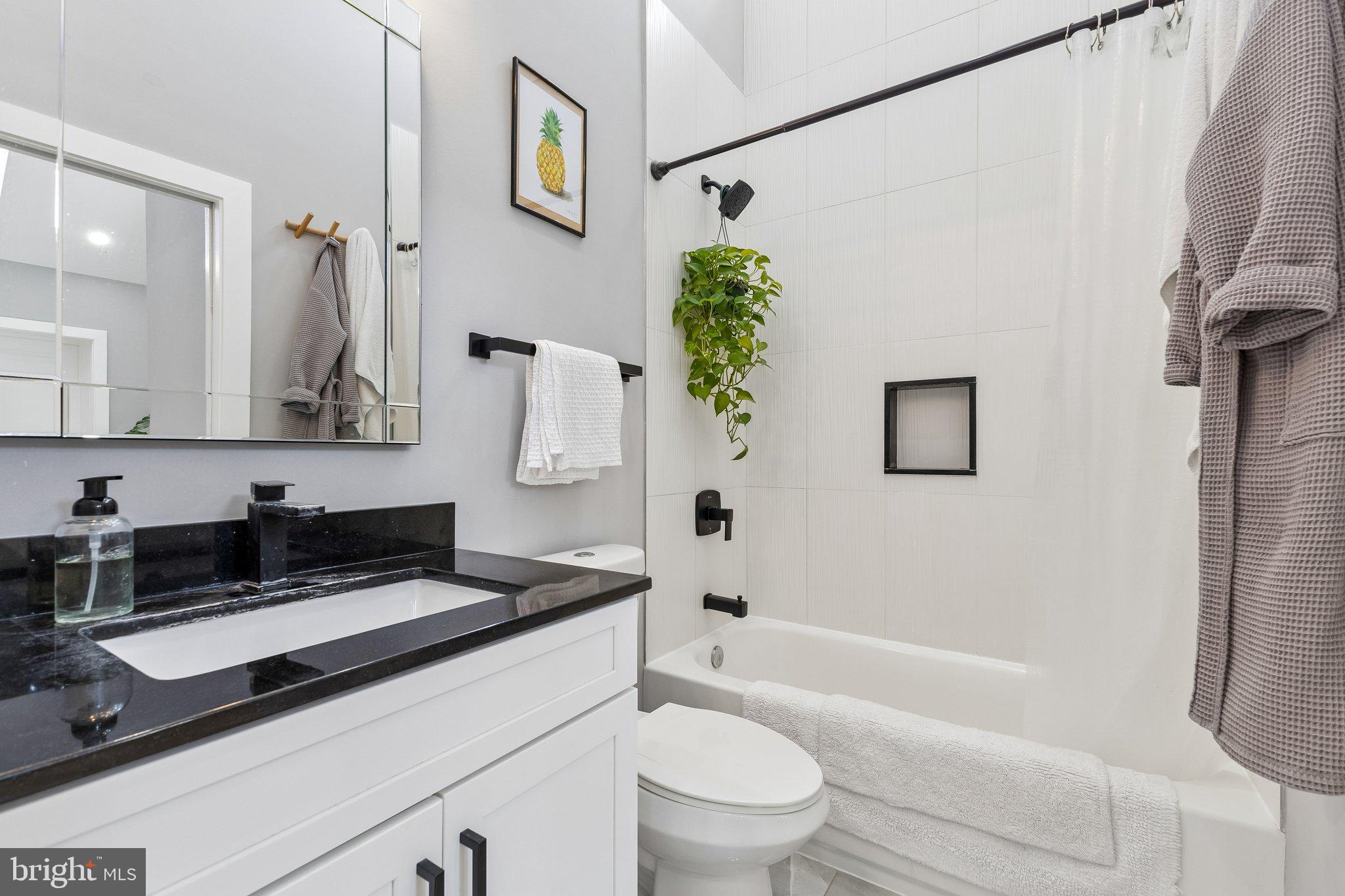 1273 Simms Place Northeast, Unit 3 Washington, DC 20002 - Photo 8 of 25 Full Bathroom