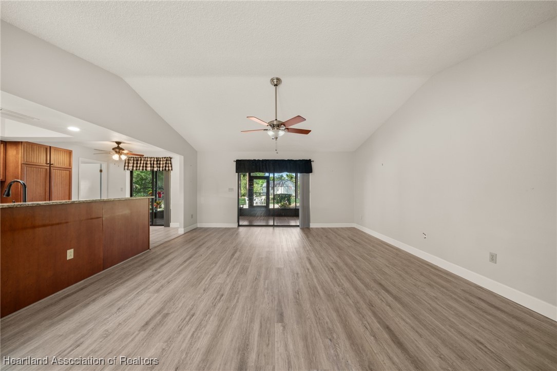 3607 Divot Road Sebring, FL 33872 - Photo 17 of 50 Gallery Image 17