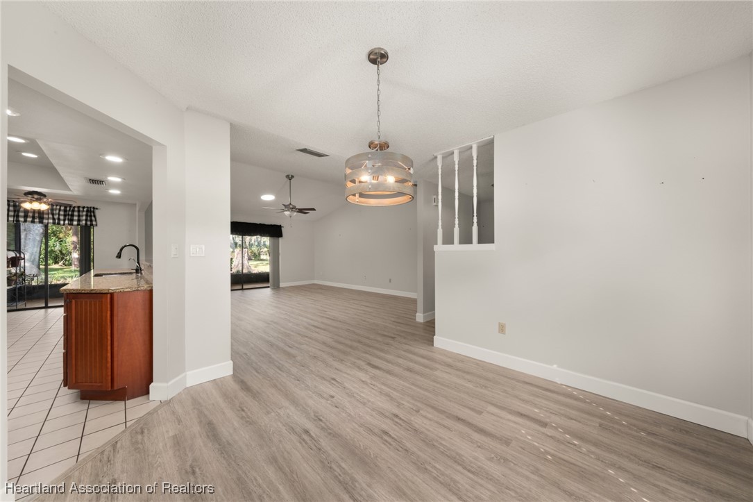 3607 Divot Road Sebring, FL 33872 - Photo 18 of 50 Gallery Image 18