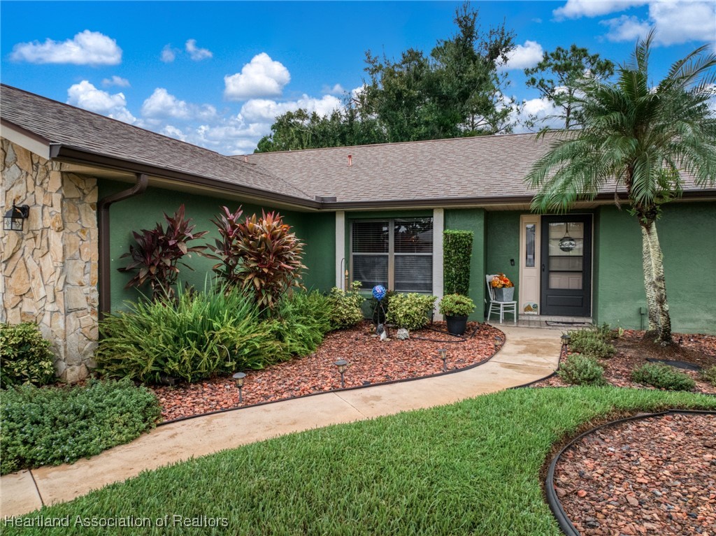 3607 Divot Road Sebring, FL 33872 - Photo 3 of 50 Gallery Image 3