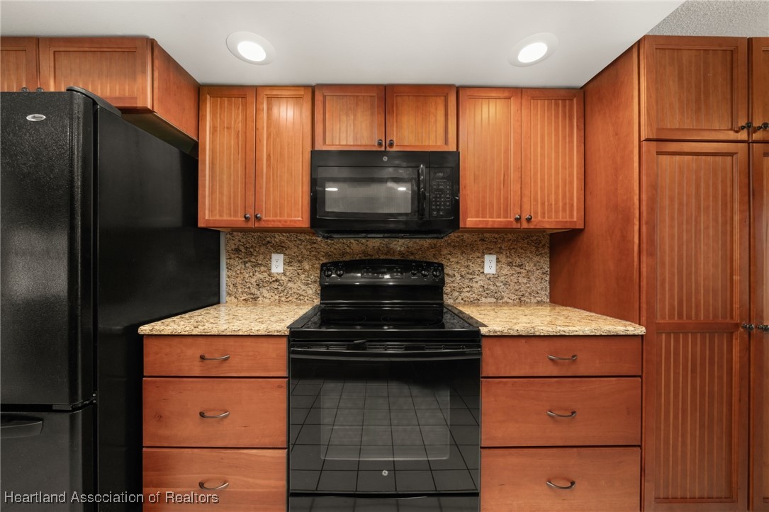 3607 Divot Road Sebring, FL 33872 - Photo 10 of 50 Gallery Image 10