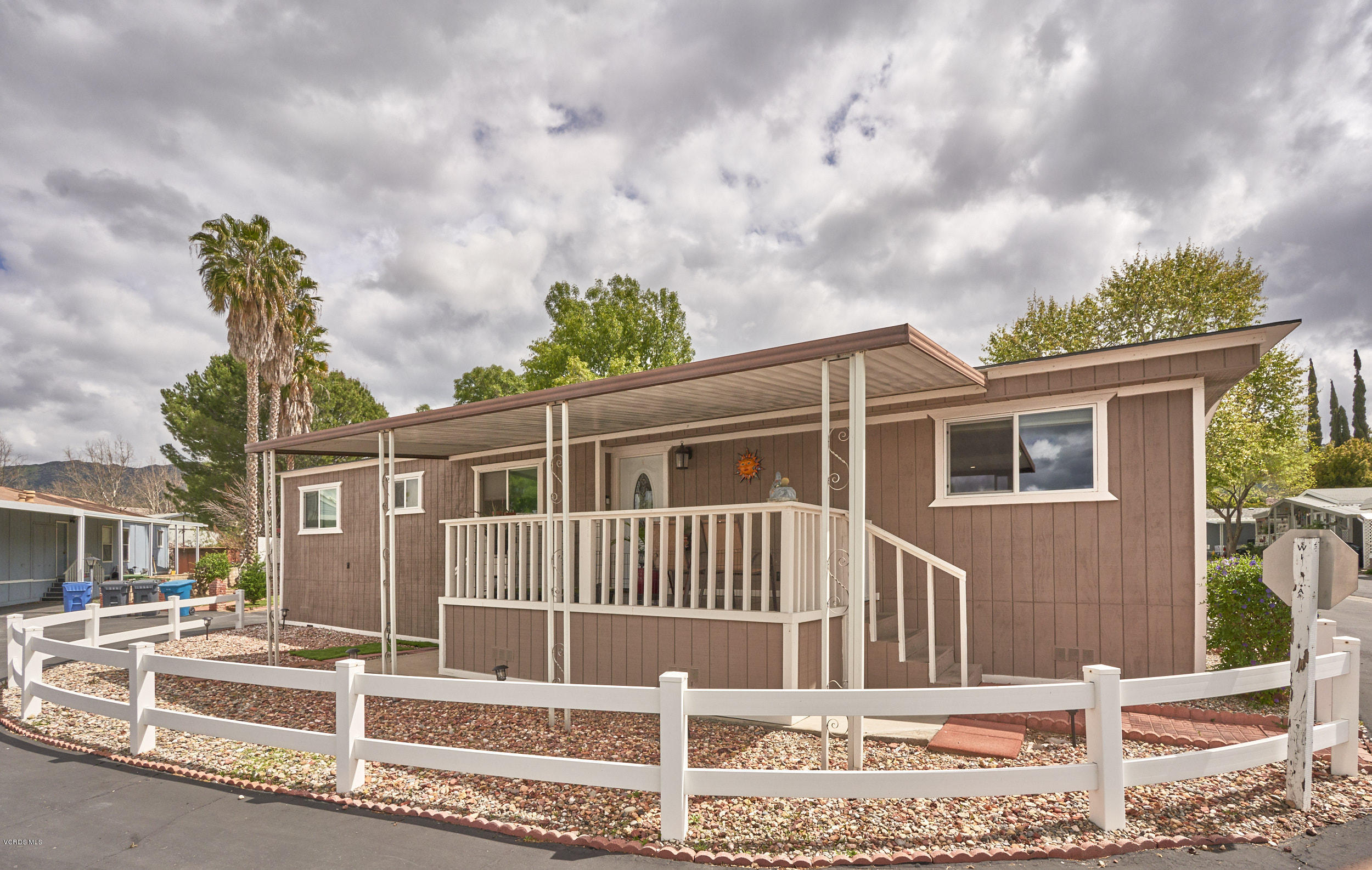 1550 Rory Lane, Unit 94 Simi Valley, CA 93063 - Photo 1 of 38 1550 rory 001