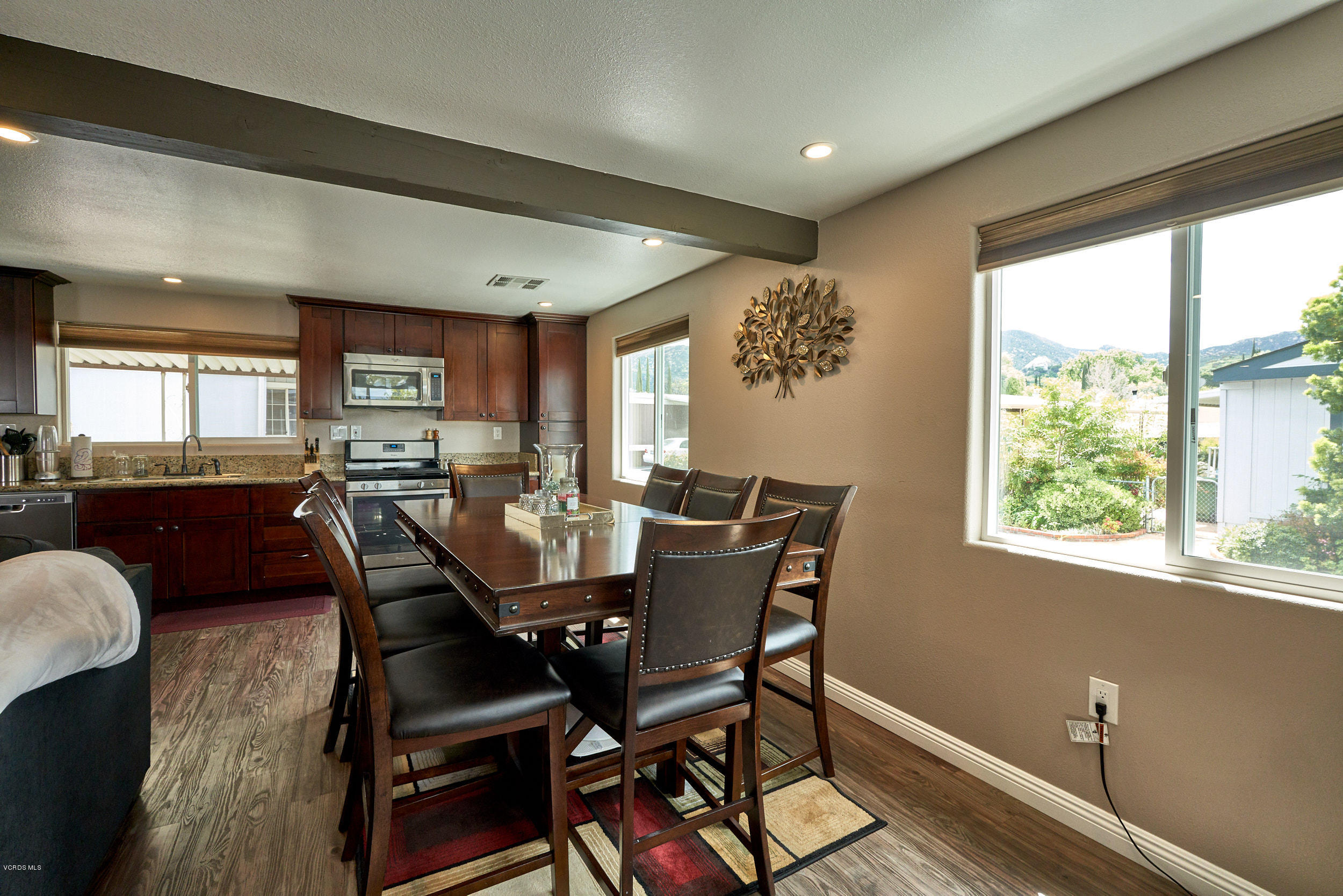1550 Rory Lane, Unit 94 Simi Valley, CA 93063 - Photo 9 of 38 1550 rory 009